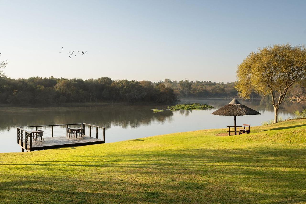 Premier Hotel Roodevalley Pretoria-Noord Esterno foto