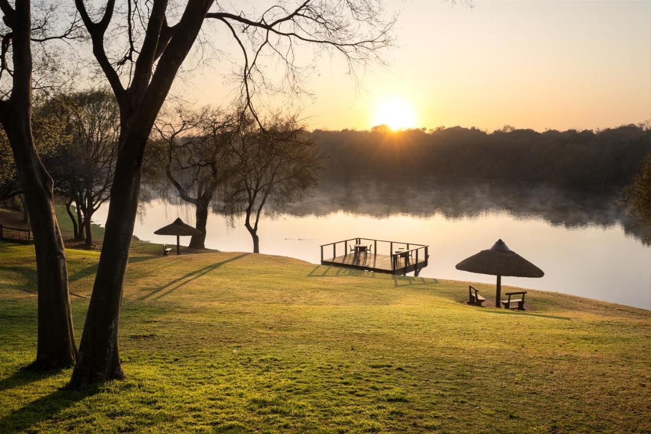 Premier Hotel Roodevalley Pretoria-Noord Esterno foto