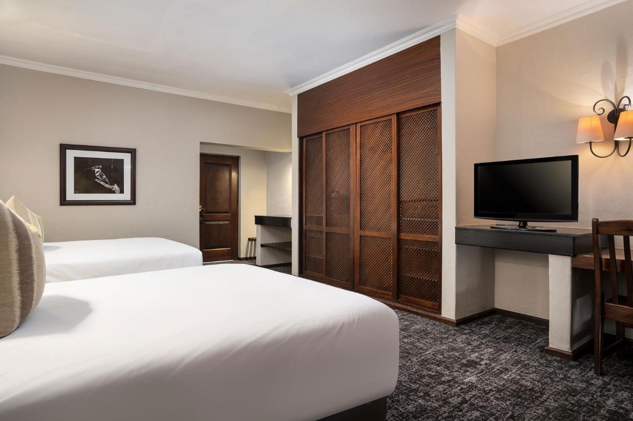 Premier Hotel Roodevalley Pretoria-Noord Esterno foto