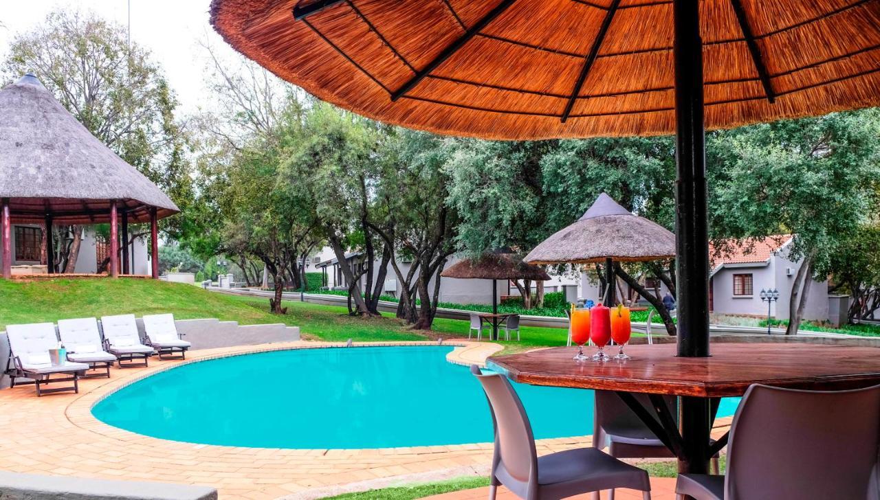 Premier Hotel Roodevalley Pretoria-Noord Esterno foto